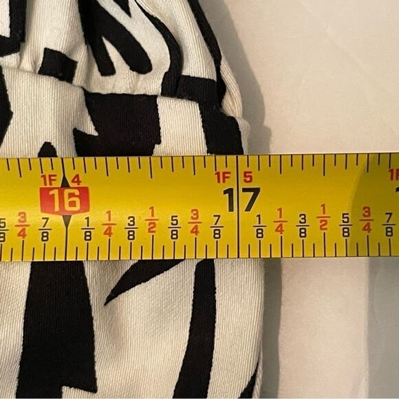 Luii Black And White Animal Print Belted Short Trench Coat Jacket NWT Size M - Picture 14 of 15